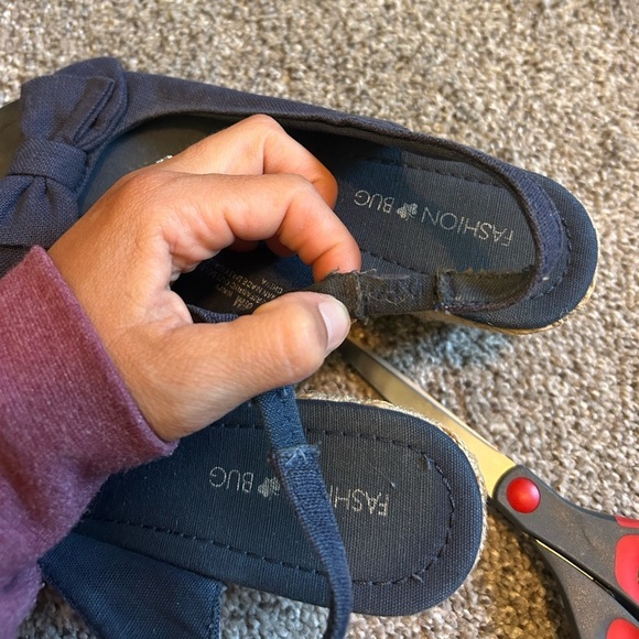 Fashion Bug Y2K Dark Blue Wedges with Bow Accent - Picture 8 of 8